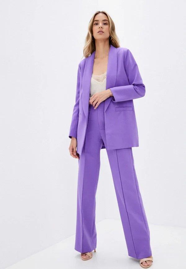 Lightweight Year-Round Suit