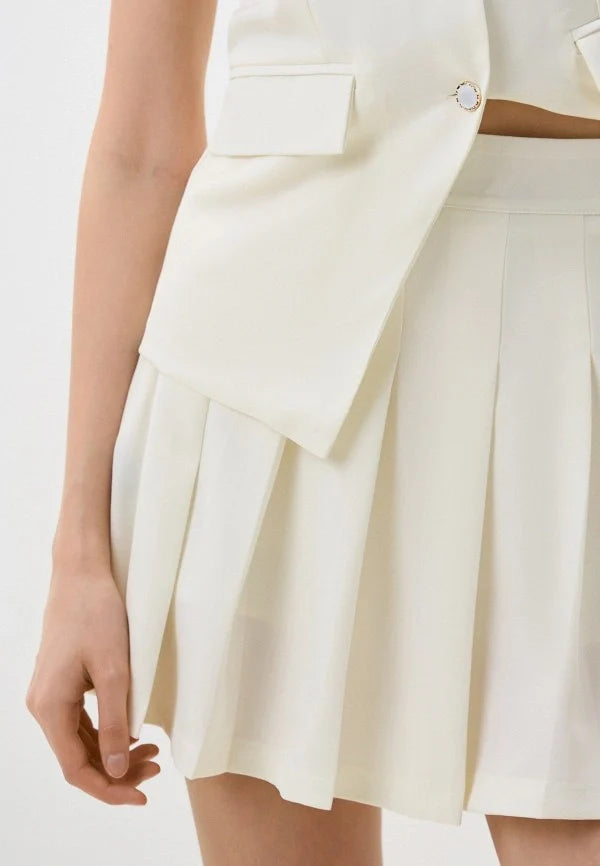 Pleated Skirt Suit